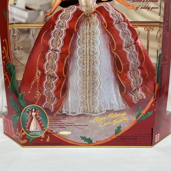 Happy Holidays Barbie - Picture 5 of 9